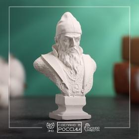 image for offer named Бюст "Царь Иван Грозный" белый, 4х2,5х6,5см