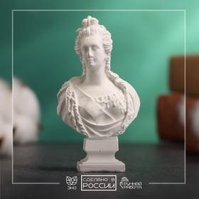 image for offer named Бюст "Императрица Екатерина I" белый